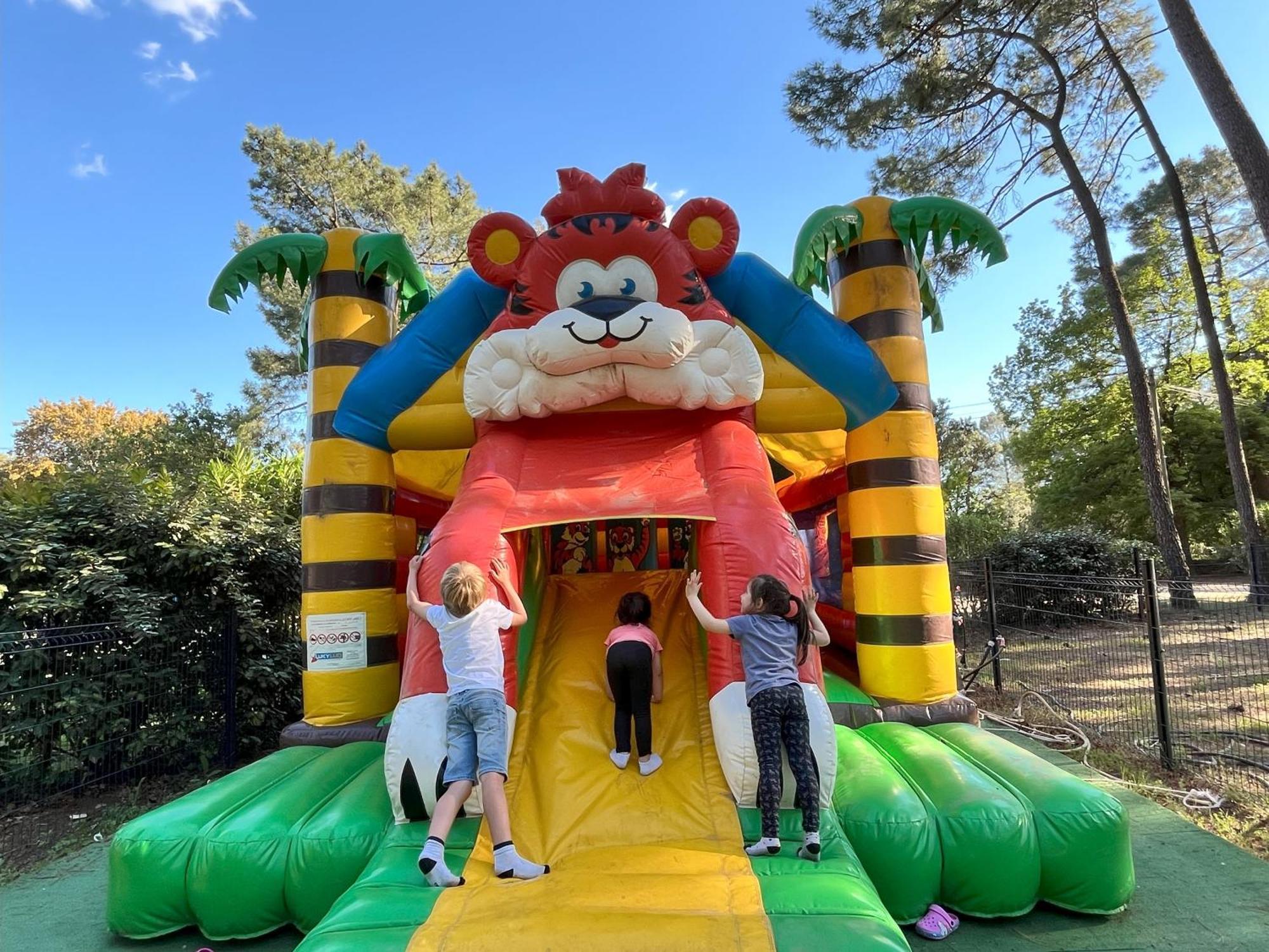 Camping La Simioune En Provence Bollène Zewnętrze zdjęcie