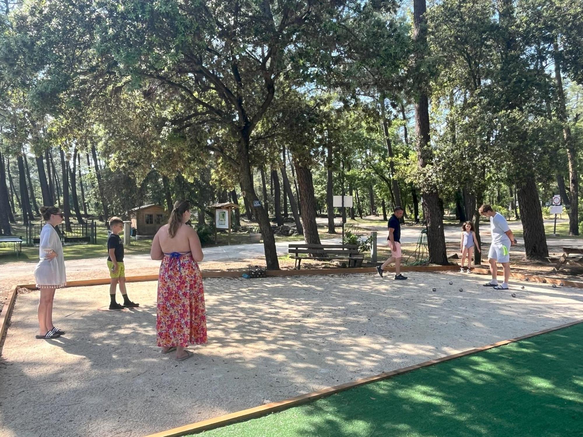 Camping La Simioune En Provence Bollène Zewnętrze zdjęcie