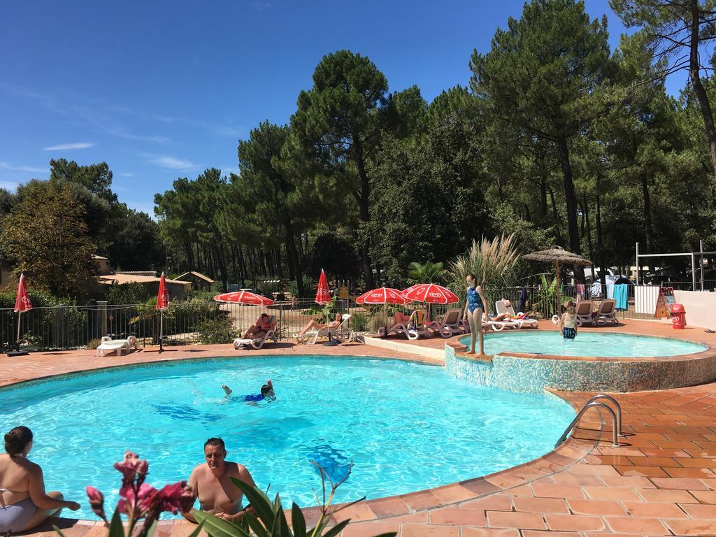 Camping La Simioune En Provence Bollène Zewnętrze zdjęcie