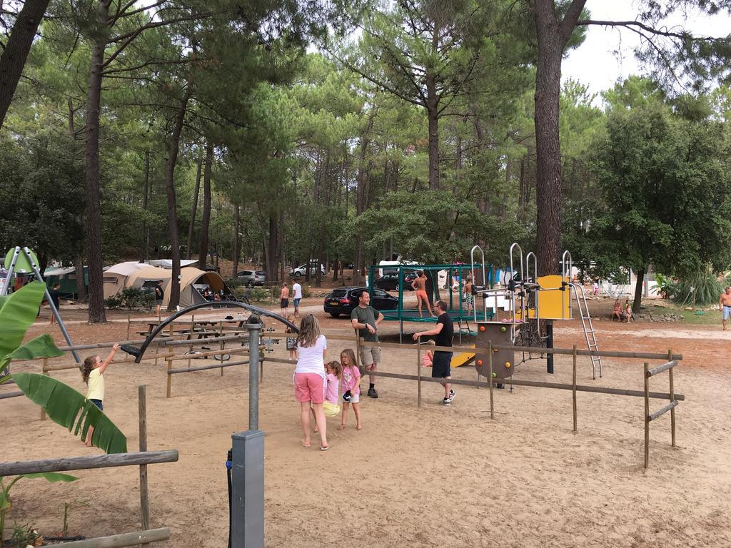 Camping La Simioune En Provence Bollène Zewnętrze zdjęcie