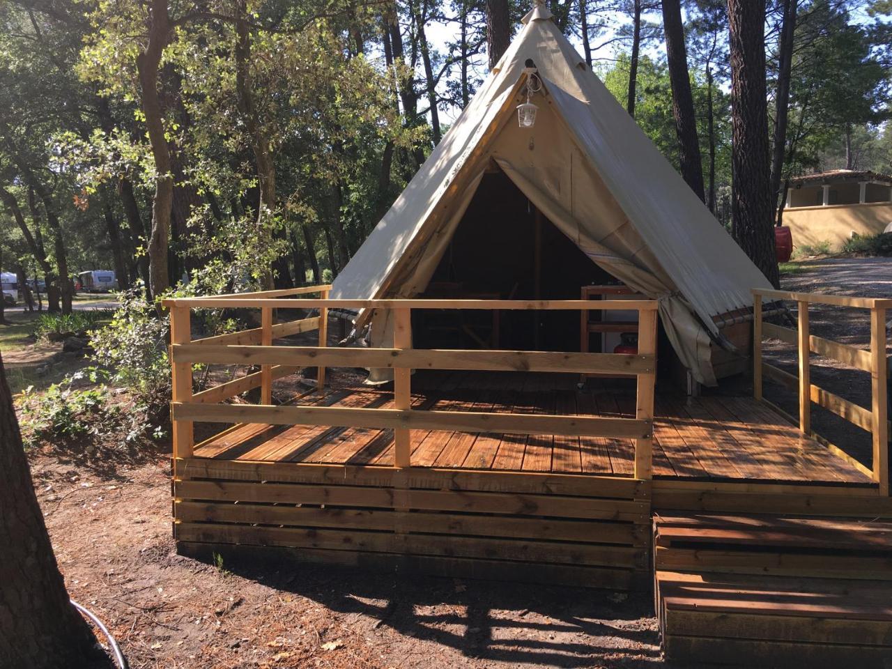 Camping La Simioune En Provence Bollène Zewnętrze zdjęcie